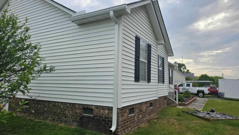 seamless gutters Greenville NC